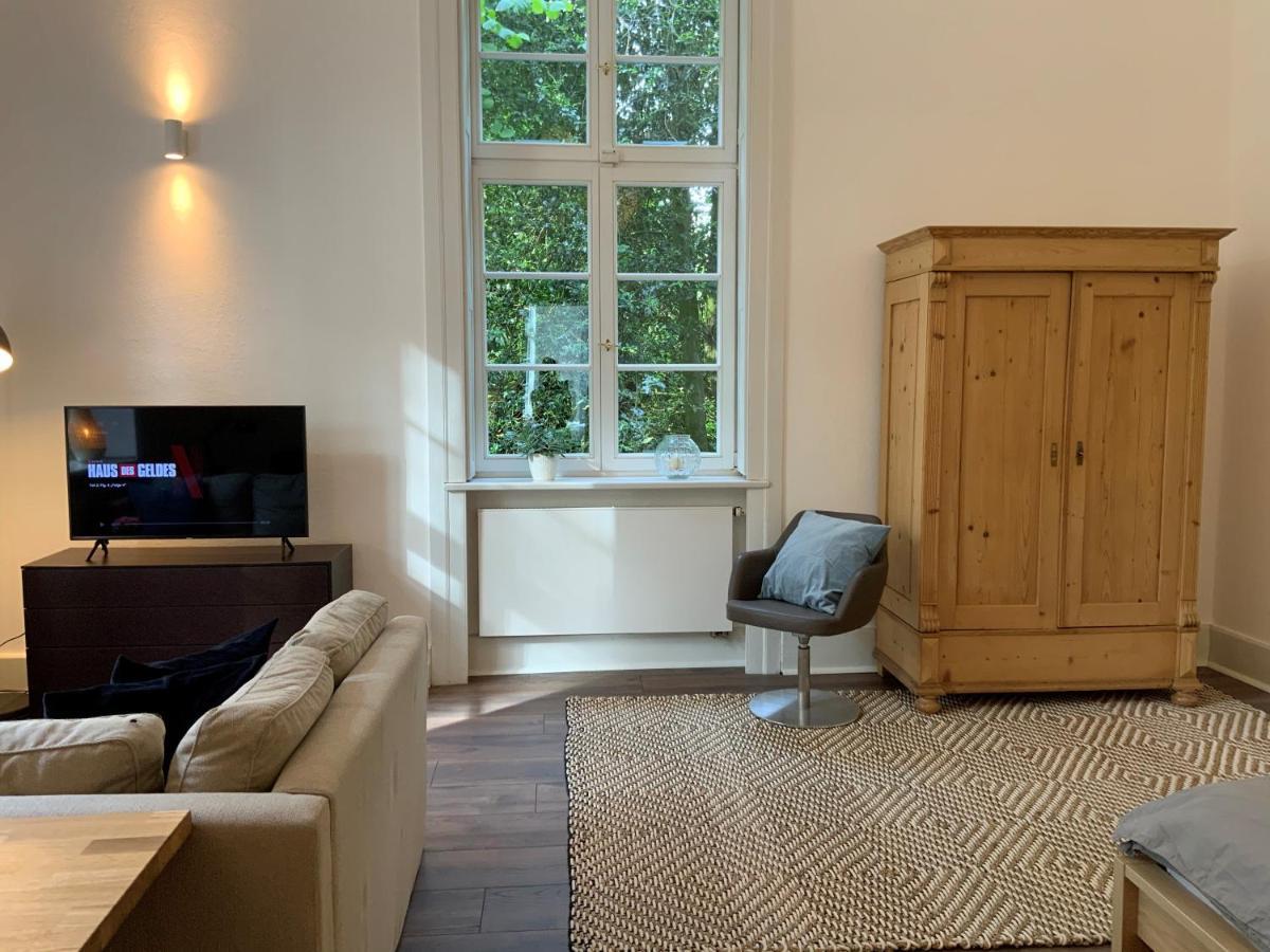 Das Ministerhaus - 1-2 Zimmer In Historischer Villa Bergkamen Ngoại thất bức ảnh